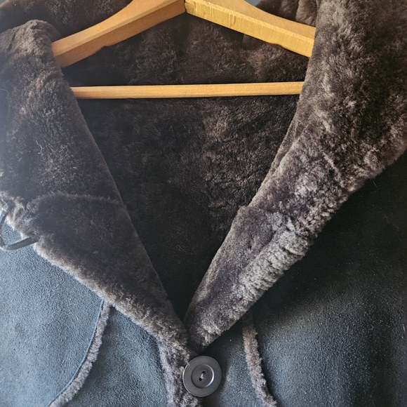 Blue Duck Black Shearling Coat with Hood - Picture 2 of 9